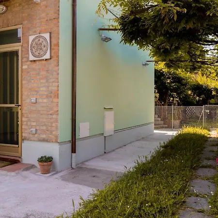 Apartamento Reno Family House Rávena