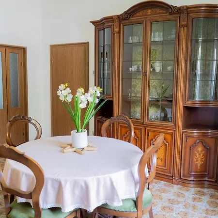 Reno Family House * 라벤나